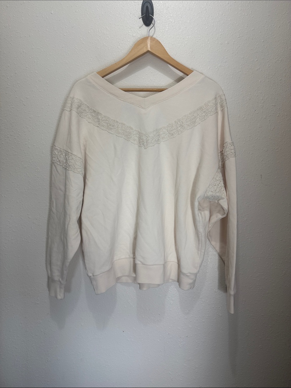 JoyLab Cream V-Neck Lace-Trim Pullover Sweater, Size S - Picture 3 of 3